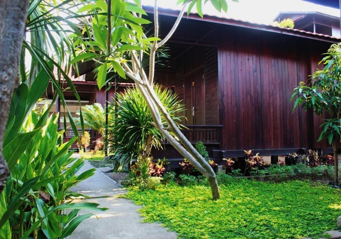 Exotic Komodo Hotel Labuan Bajo Buitenkant foto