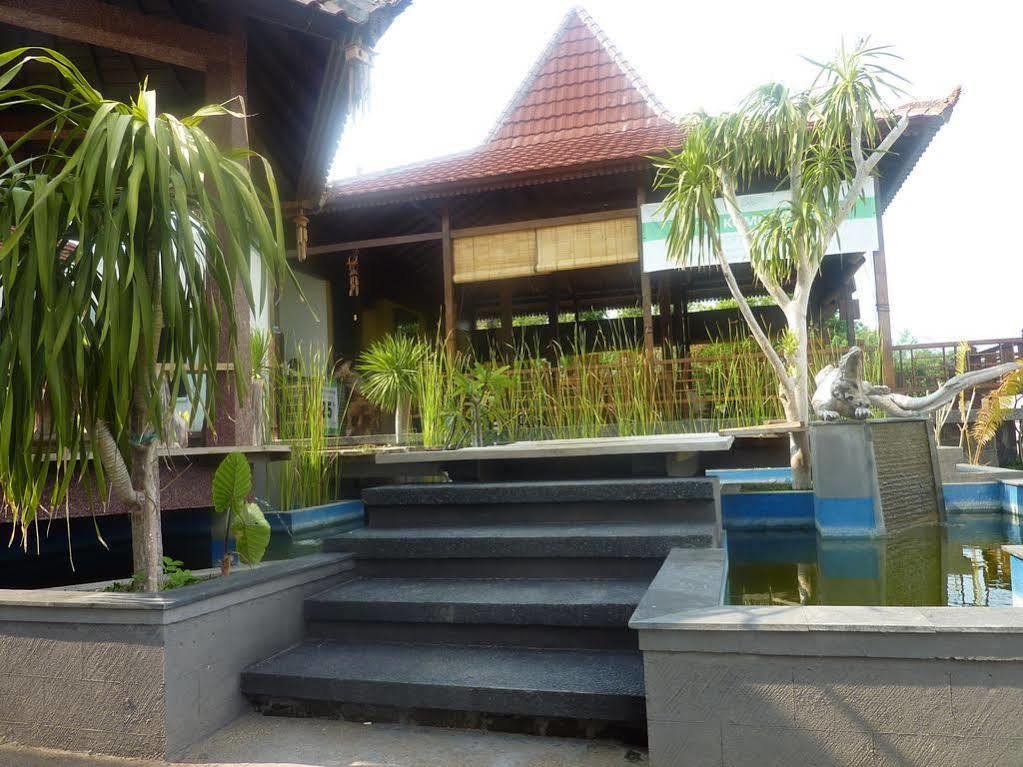 Exotic Komodo Hotel Labuan Bajo Buitenkant foto