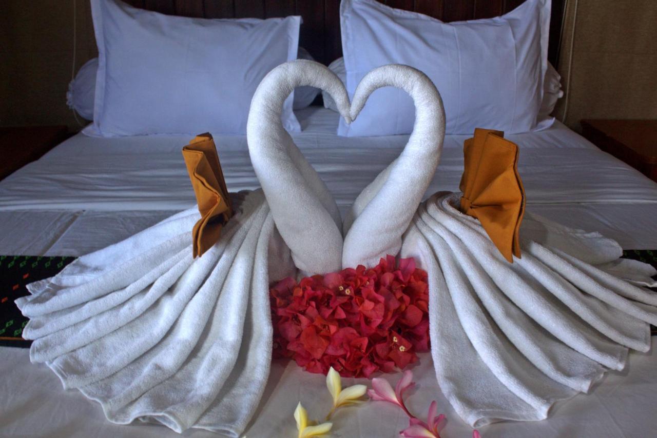 Exotic Komodo Hotel Labuan Bajo Buitenkant foto