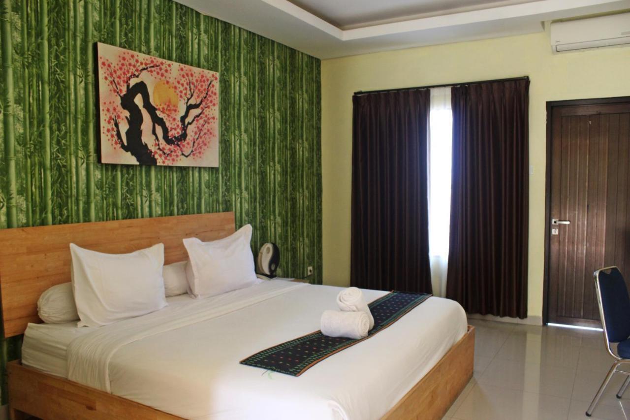 Exotic Komodo Hotel Labuan Bajo Buitenkant foto
